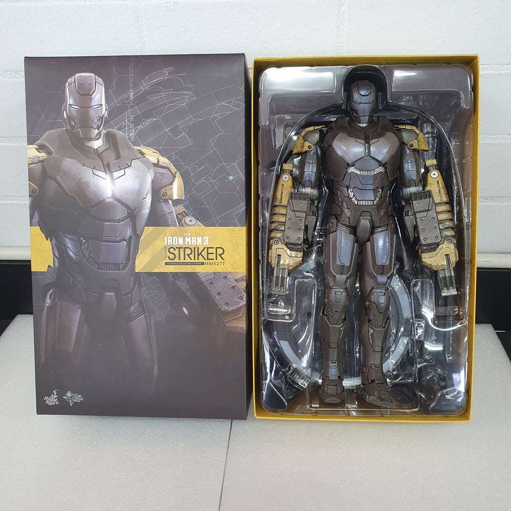 IRON MAN 3 STRIKER (MARK XXV) 1/6TH SCALE COLLECTABLE HOT TOY FIGURINE