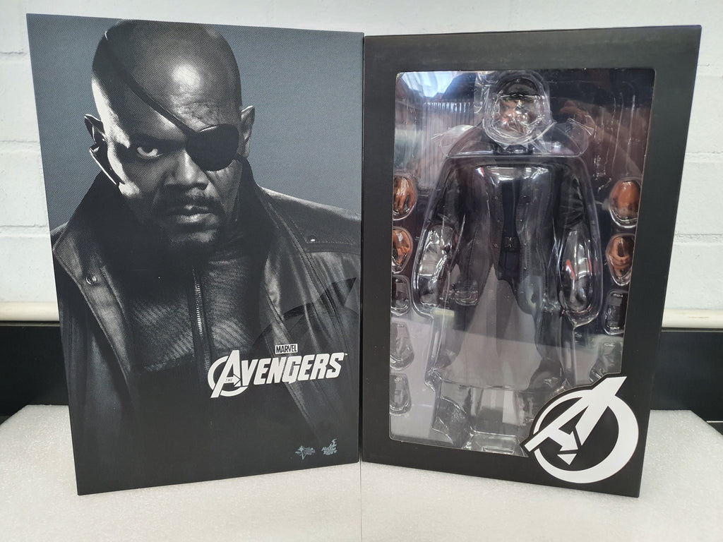 THE AVENGERS NICK FURY 1/6TH SCALE LIMITED EDITION COLLECTABLE HOT TOY FIGURINE