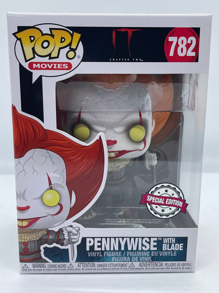 Funko pop pennywise store with blade